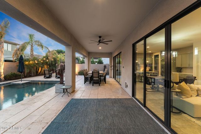 3827 E MEAD Drive, Chandler, AZ 85249