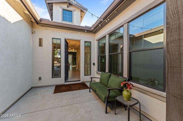 3827 E MEAD Drive, Chandler, AZ 85249