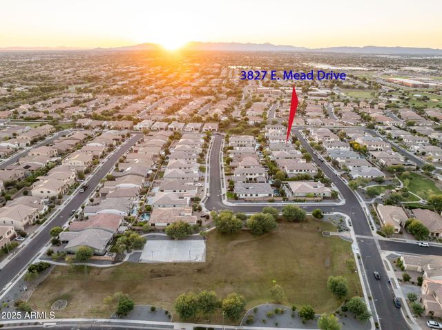 3827 E MEAD Drive, Chandler, AZ 85249
