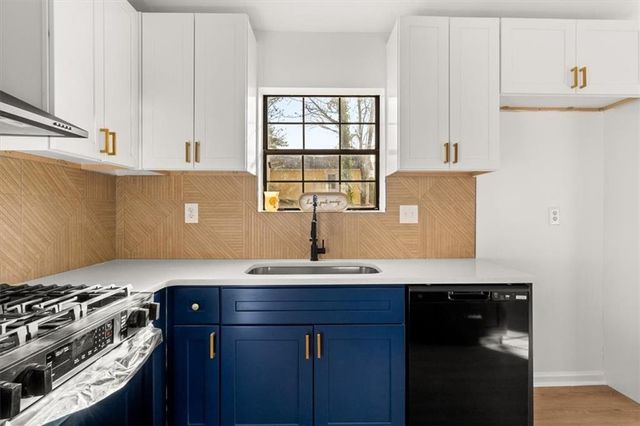 4933 Park West Drive, Stone Mountain, GA 30088