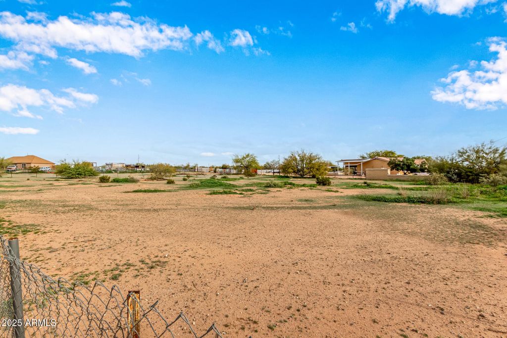17334 W NORWICH Drive 29, Surprise, AZ 85387 — photo 2