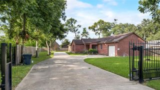 2201 Ellington Street, Houston, TX 77088