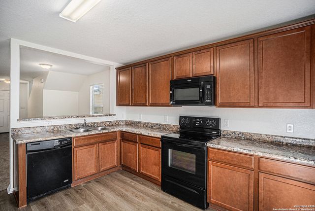 11846 Pure Silver, San Antonio, TX 78254