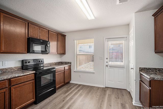 11846 Pure Silver, San Antonio, TX 78254