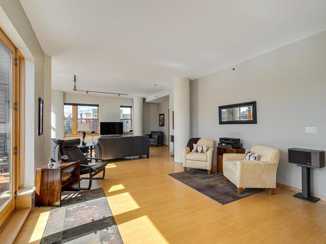 401 N 2nd Street 321, Minneapolis, MN 55401