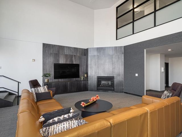 401 N 2nd Street 321, Minneapolis, MN 55401