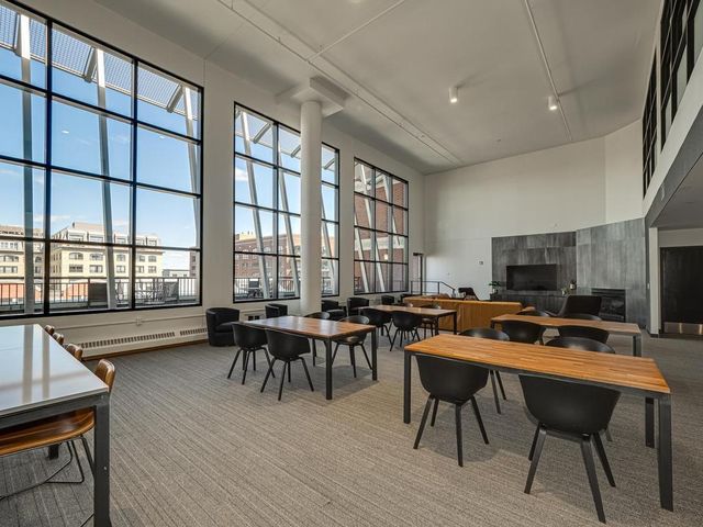 401 N 2nd Street 321, Minneapolis, MN 55401