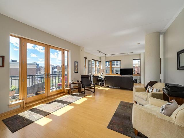 401 N 2nd Street 321, Minneapolis, MN 55401