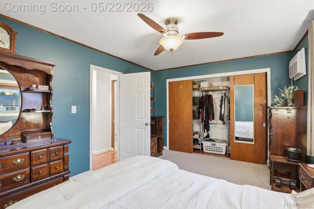 15055 Hubbard Street 35, Livonia, MI 48154