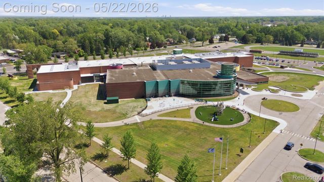 15055 Hubbard Street 35, Livonia, MI 48154