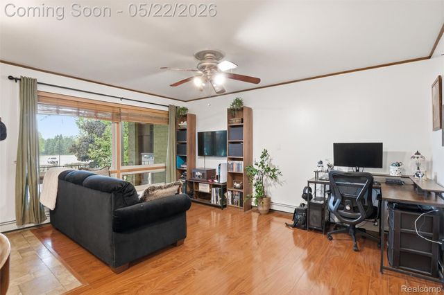 15055 Hubbard Street 35, Livonia, MI 48154