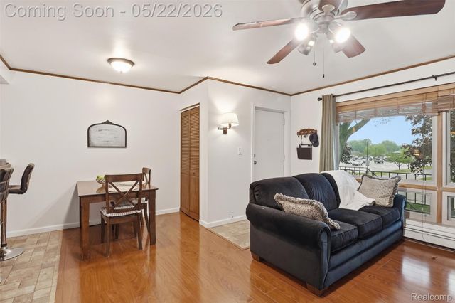 15055 Hubbard Street 35, Livonia, MI 48154