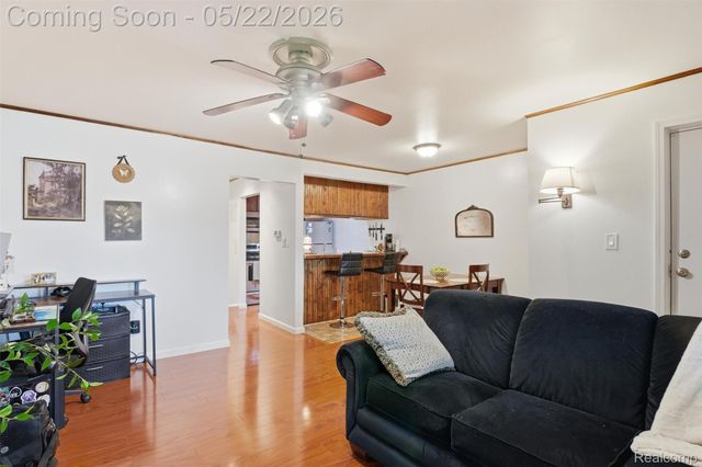 15055 Hubbard Street 35, Livonia, MI 48154