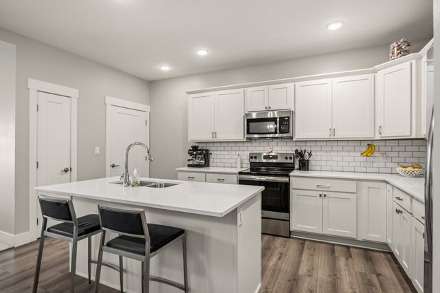 16631 Wilden Drive, Clive, IA 50325
