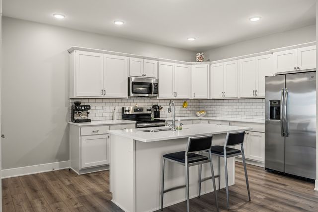 16631 Wilden Drive, Clive, IA 50325