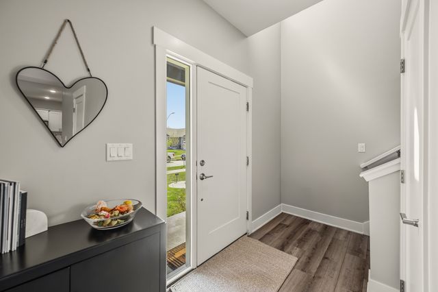 16631 Wilden Drive, Clive, IA 50325