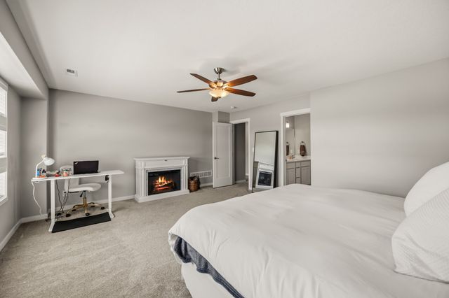 16631 Wilden Drive, Clive, IA 50325