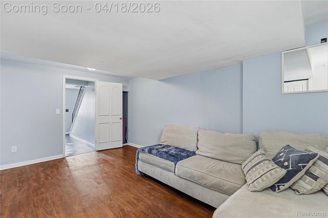 37816 Charter Oaks Boulevard, Clinton Charter Township, MI 48036