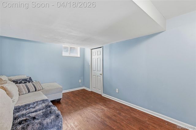 37816 Charter Oaks Boulevard, Clinton Charter Township, MI 48036
