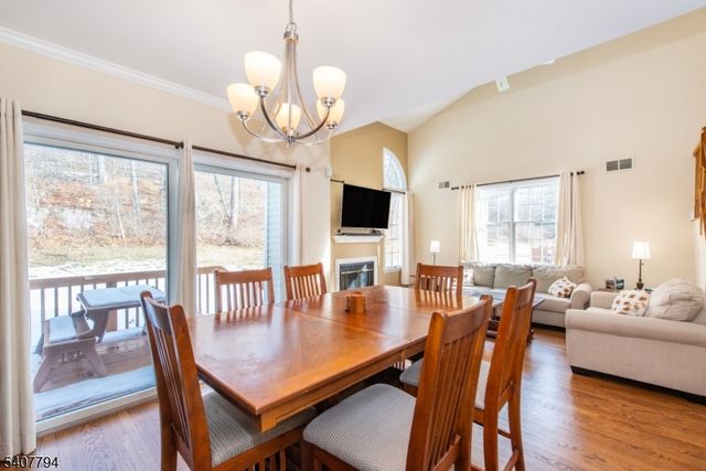 32 Noelle Ct, Lincoln Park Boro, NJ 07035