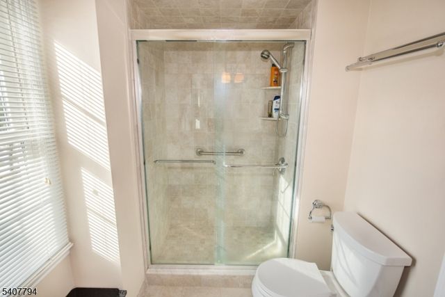 32 Noelle Ct, Lincoln Park Boro, NJ 07035