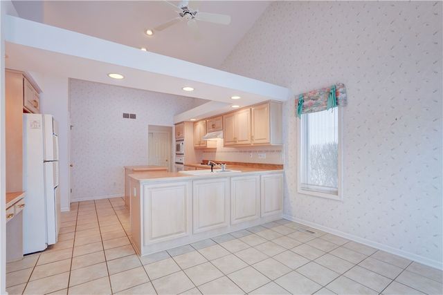 2 Dartmouth Court, Pittsford, NY 14534