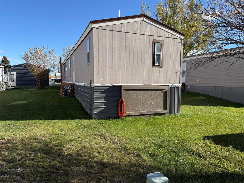 1014 Mountain View DR, Lewistown, MT 59457 photo 15