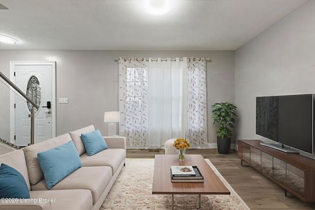 5406 Big Sky Dr, Louisville, KY 40229