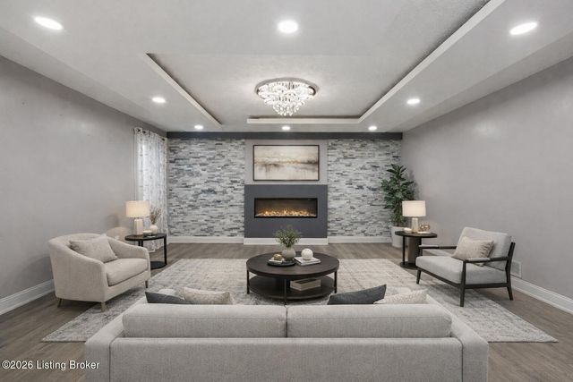 5406 Big Sky Dr, Louisville, KY 40229