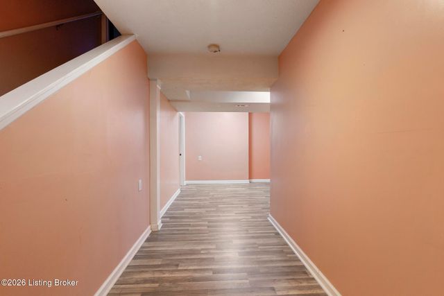 5406 Big Sky Dr, Louisville, KY 40229