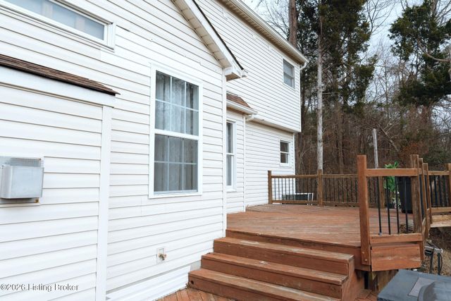 5406 Big Sky Dr, Louisville, KY 40229