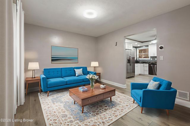 5406 Big Sky Dr, Louisville, KY 40229