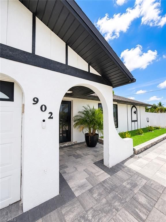 902 SE 21st ST, CAPE CORAL, FL 33990 — photo 2
