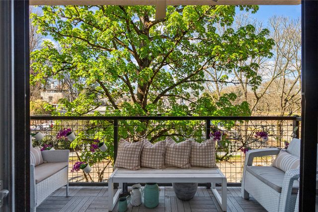 4333 Gilbert Avenue 218, Dallas, TX 75219