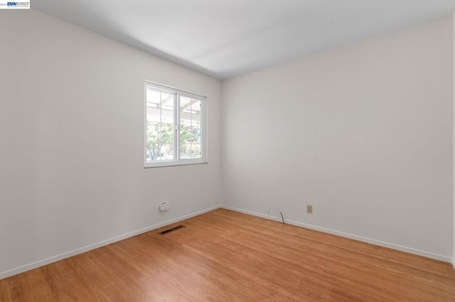 40272 Davis St, Fremont, CA 94538