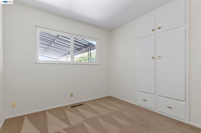 40272 Davis St, Fremont, CA 94538