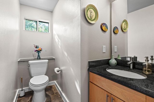 503 Swanee DR 11, Austin, TX 78752