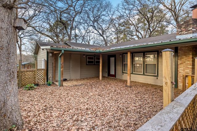 1265 Lake Franklin Dr, Winnsboro, TX 75494