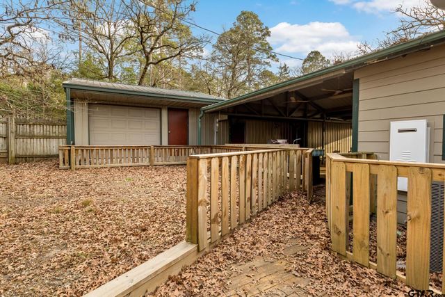 1265 Lake Franklin Dr, Winnsboro, TX 75494