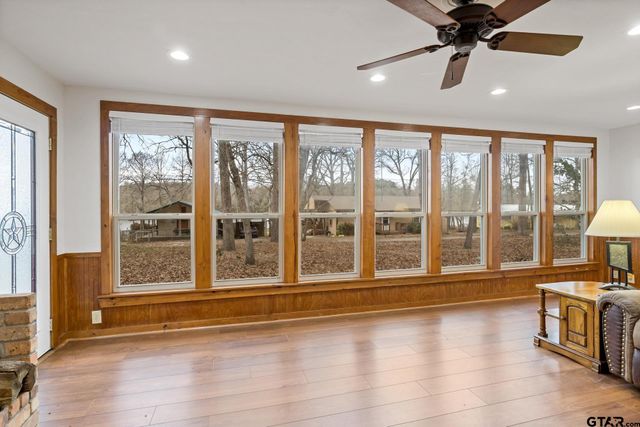 1265 Lake Franklin Dr, Winnsboro, TX 75494