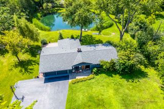 83 Wildwood Drive, Barrington, IL 60010