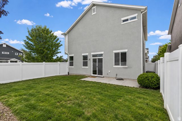 1812 W PARKVIEW DR, Syracuse, UT 84075
