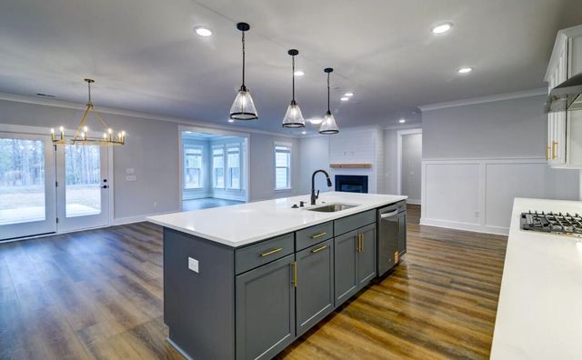 121 Laura Ashley Lane, Summerville, SC 29483
