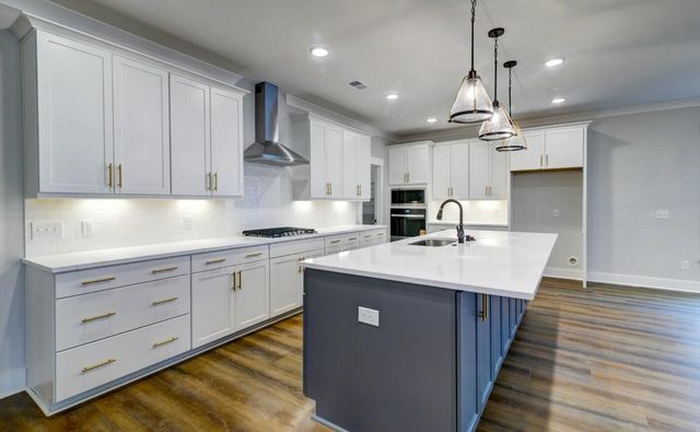 121 Laura Ashley Lane, Summerville, SC 29483