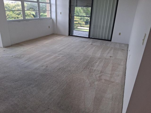 1300 St Charles Place 419, Pembroke Pines, FL 33026