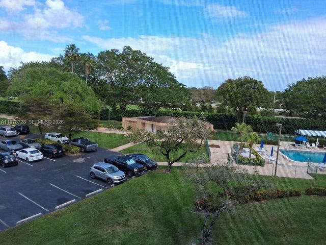 1300 St Charles Place 419, Pembroke Pines, FL 33026