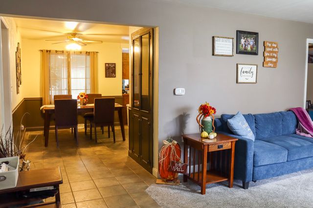 523 Barden Street, Morrison, IL 61270