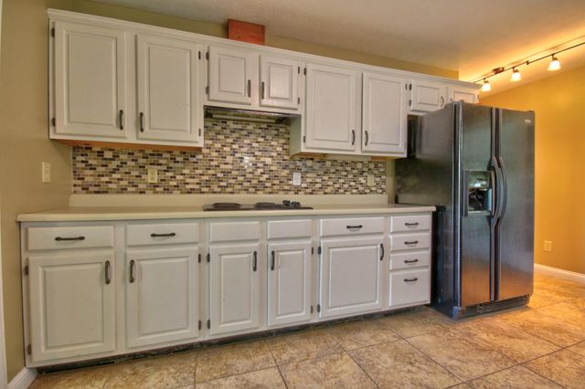861 College Hill Road, Waco, KY 40385