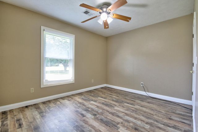 861 College Hill Road, Waco, KY 40385