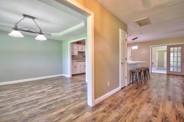 861 College Hill Road, Waco, KY 40385